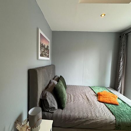 2 Bedroom Flat In Euston 2 Mins Away From Station, No Lift Londyn Zewnętrze zdjęcie